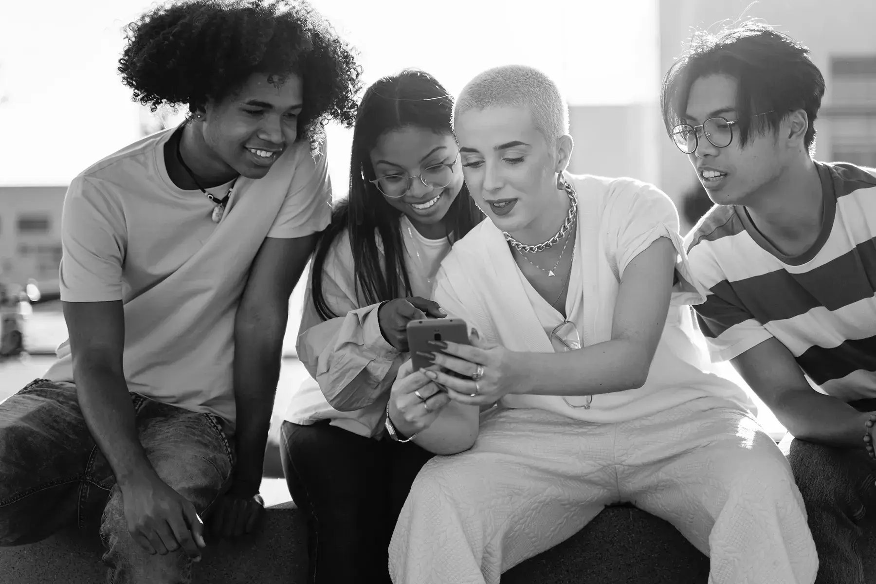 Influencer-Marketing-Is-Dead-Long-Live-the-Commune-Economy